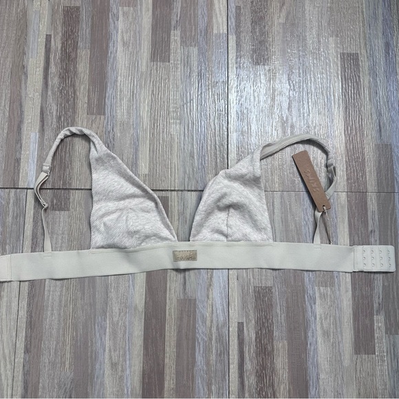 SKIMS Ribbed Cotton Plunge Bralette Oatmeal Heather Size XS NWT - Picture 2 of 12
